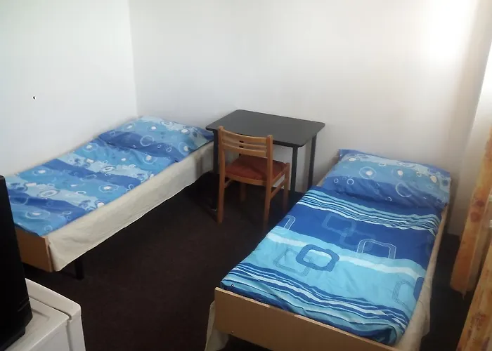 Bk Pod Lipou 酒店 拉贝河畔罗乌德尼采