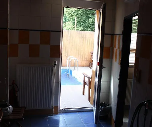 Bk Pod Lipou 酒店 拉贝河畔罗乌德尼采